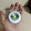 Переносний яскравий  LED світильник Push Light на батарейках AAA